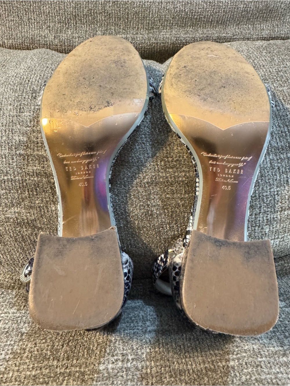 Ted Baker Black/Gray Snake Skin adjustable ankle strap block heel Size 9.5  40.5 - Picture 9 of 15